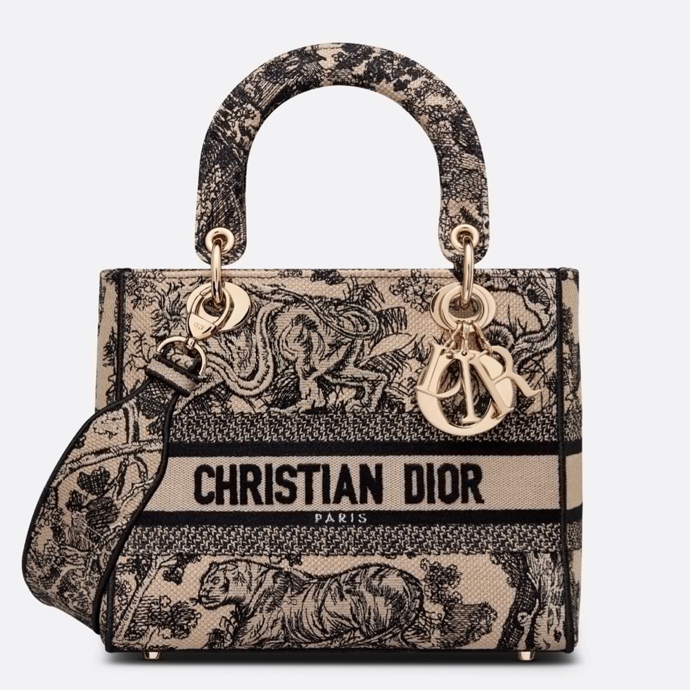 New Christian Dior MEDIUM LADY D-LITE BAG
Brown Toile de Jouy Embroidery